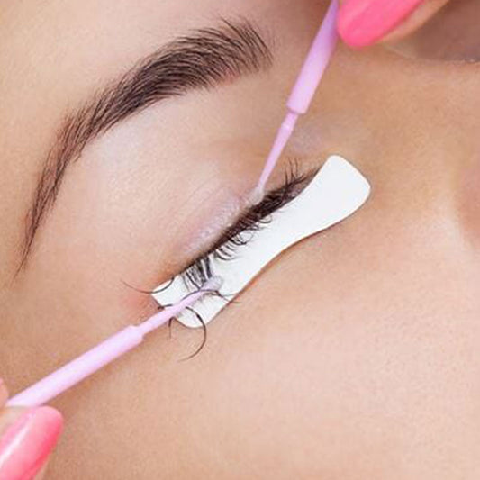 Lash Removal